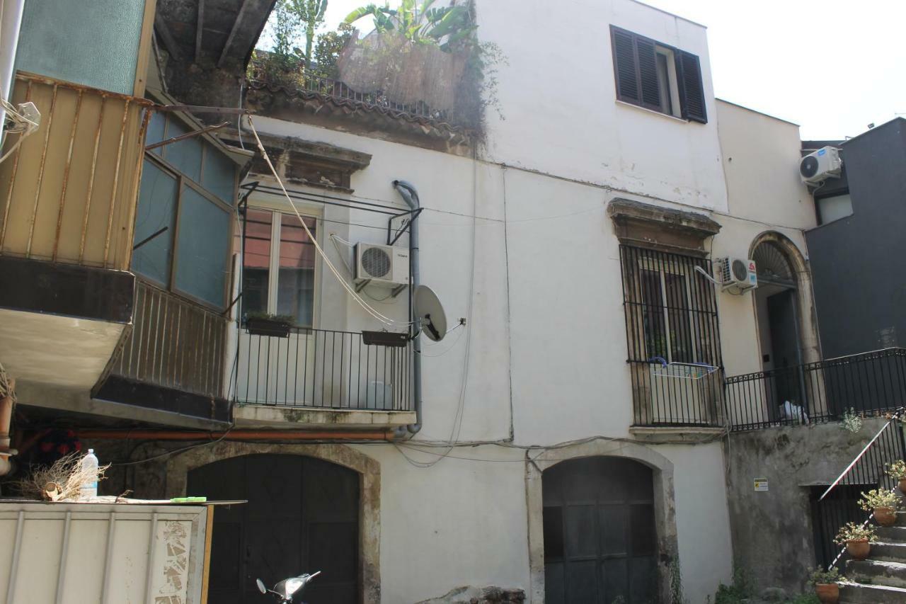 Gisira Appartment Catania Exterior foto